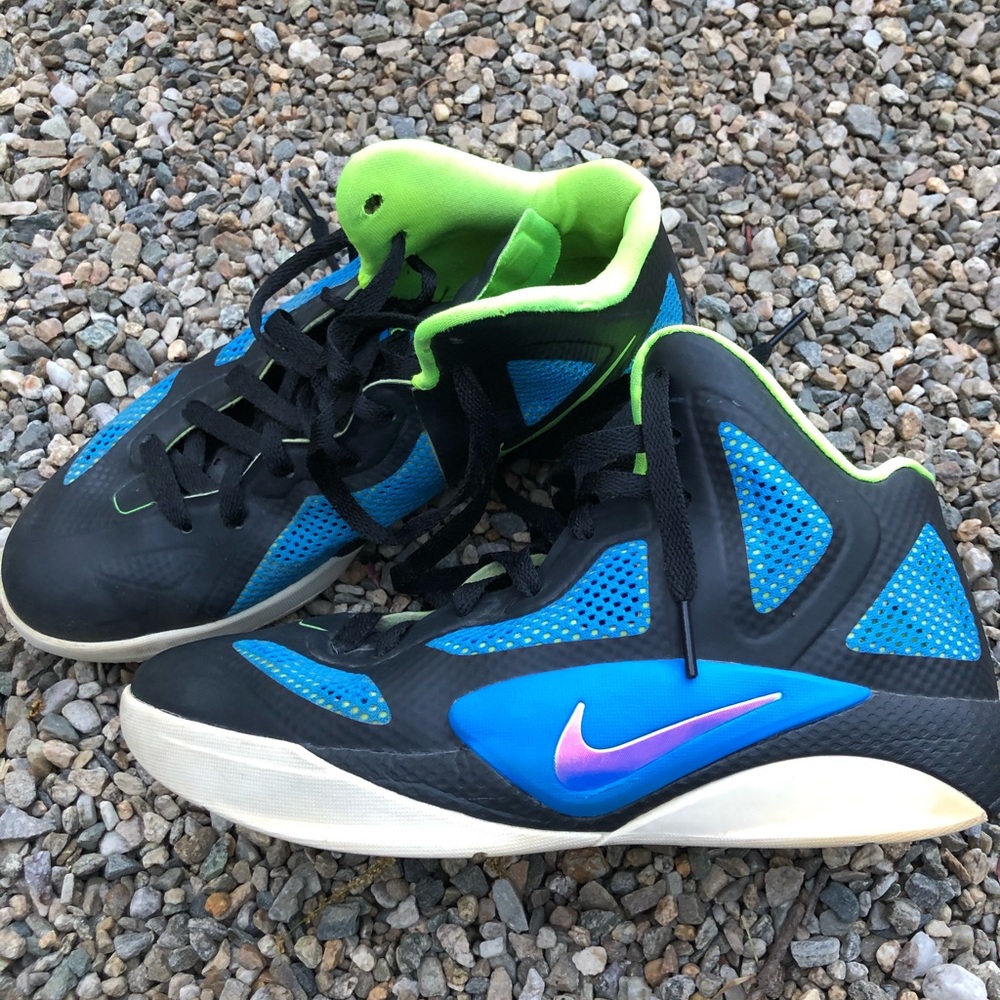 Nike hyperfuse youth basketball shoes